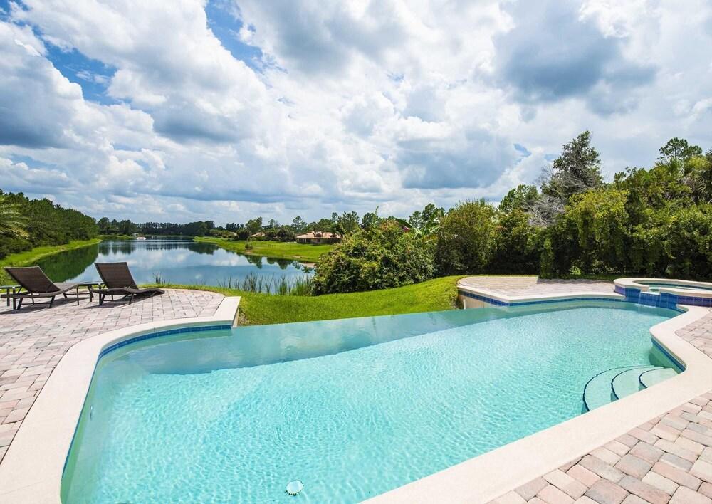 Swiss 67 - Lake Denise