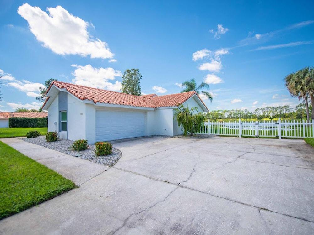 Swiss 14 - Lake Stephanie