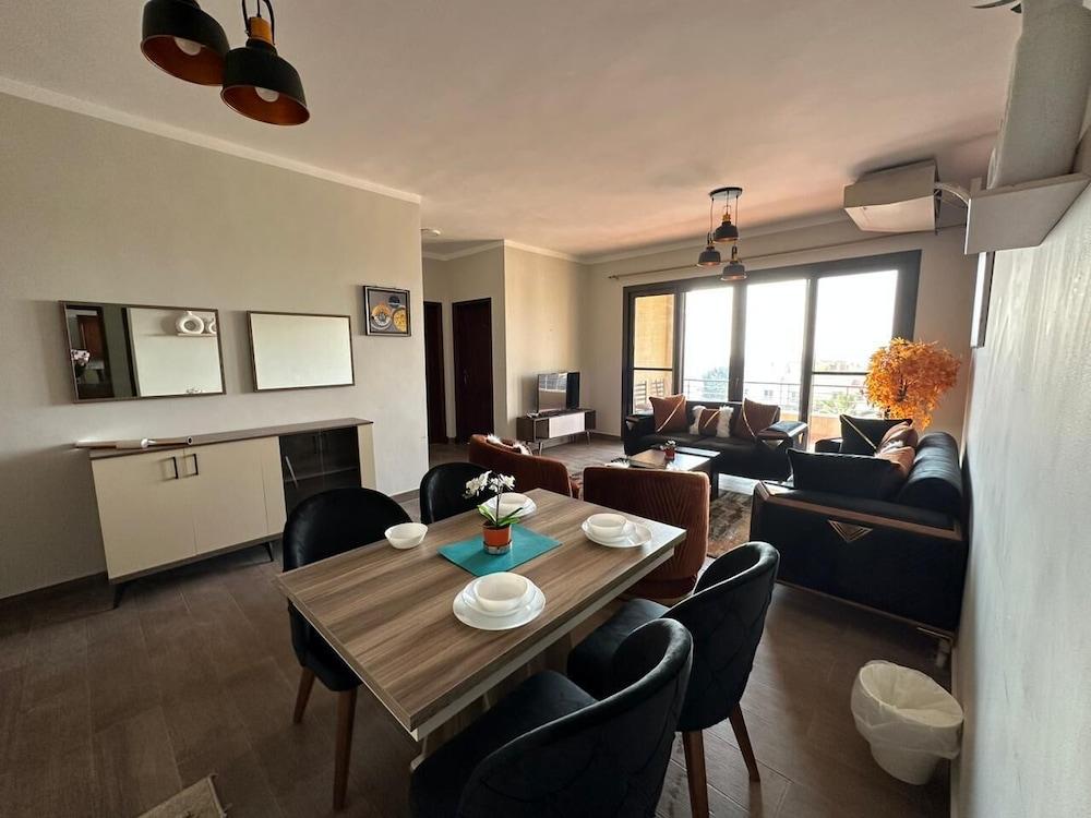 Beverly hills apartment