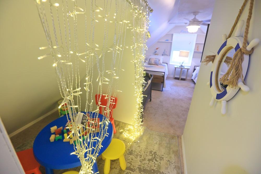 Largo Oasis Near Beaches