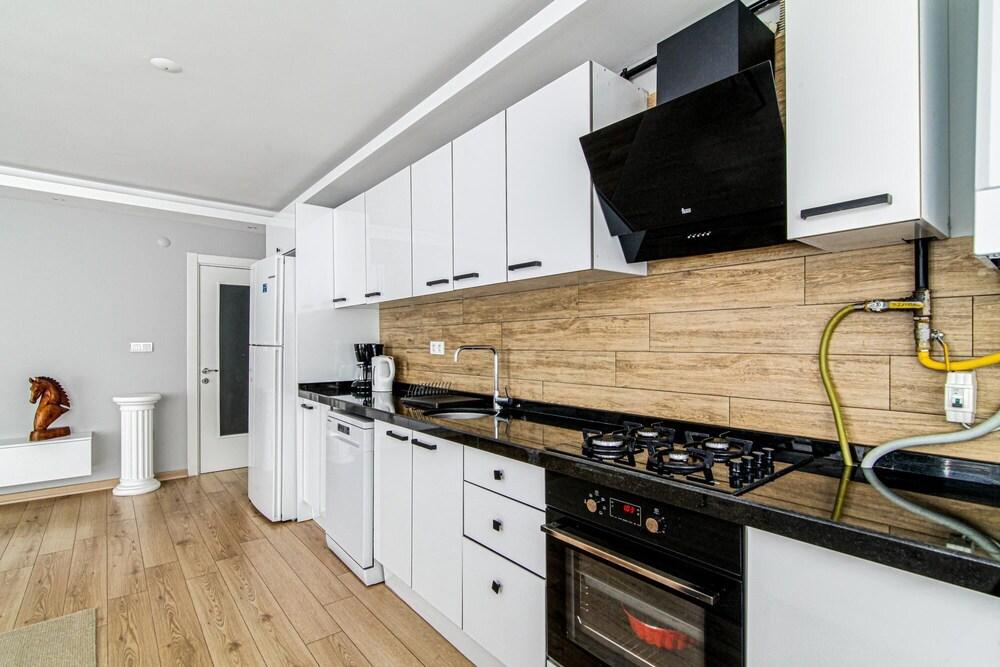 Central and Tastefully Designed Flat in Besiktas