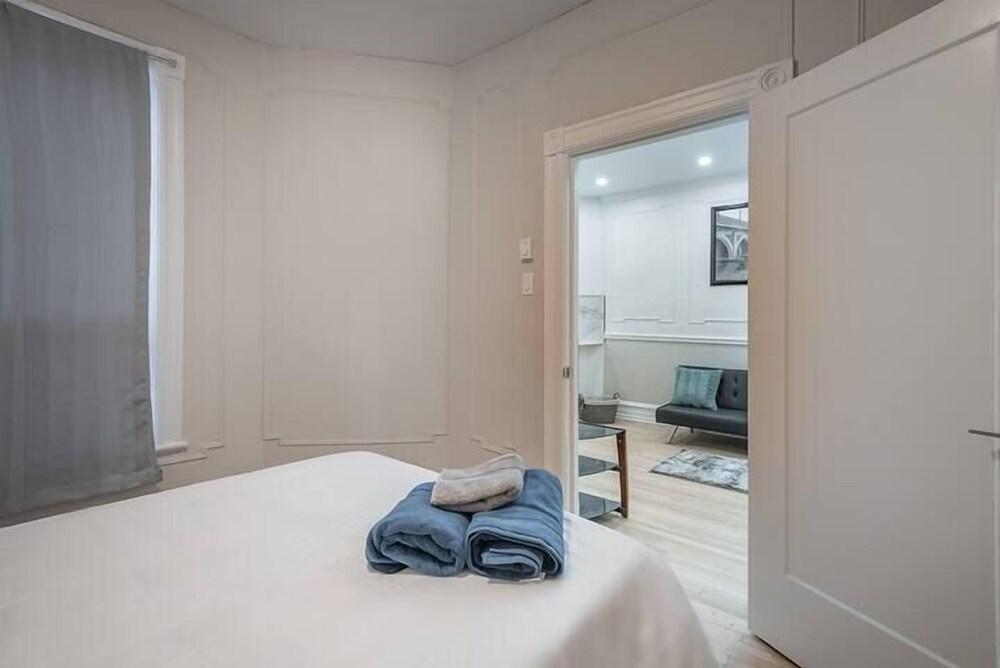 Huge and Lovely 16BR Apt