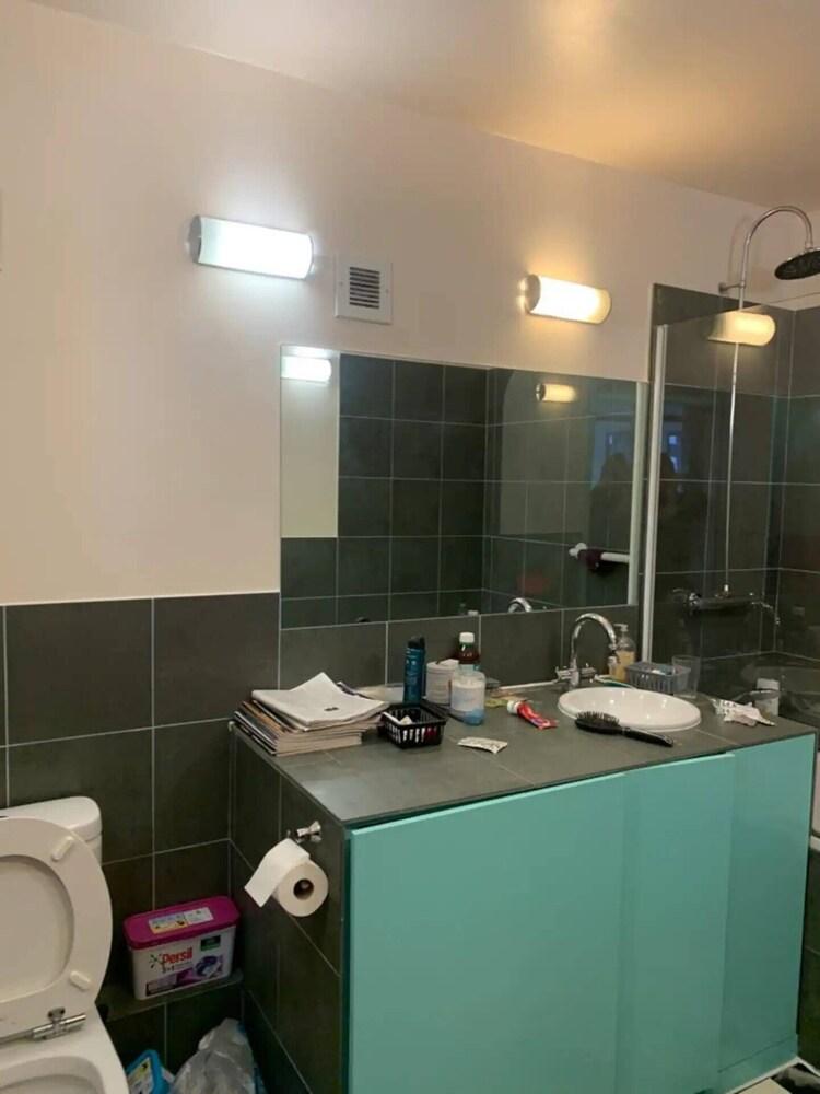 Vibrant 2BD Flat With City Views - Shepherd's Bush