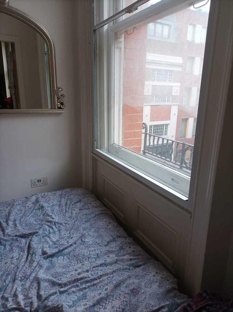 Central & Cosy 1BD Flat - Soho