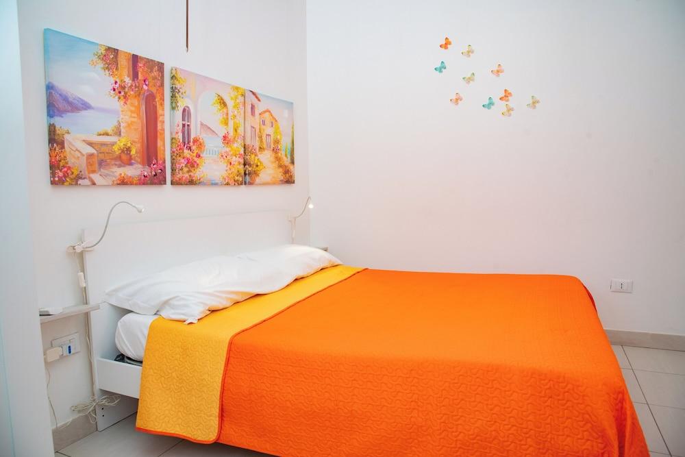 Nike Home 200m From Sea