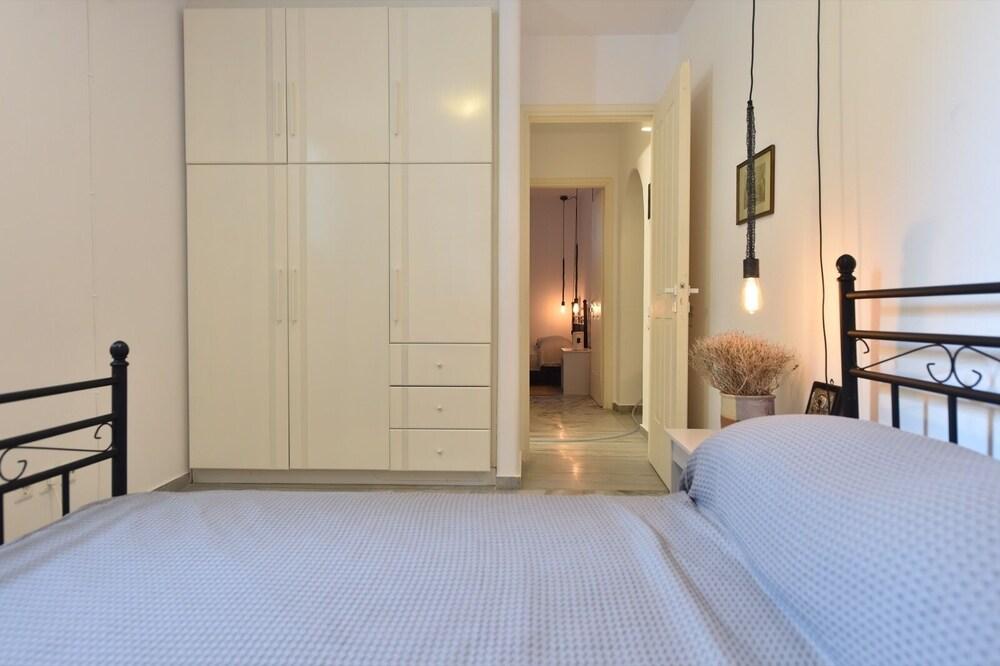 Cycladic Villa in Kampos