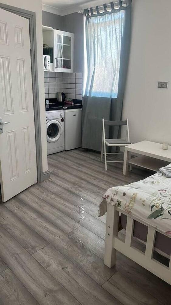 Remarkable 1-bed Studio in London