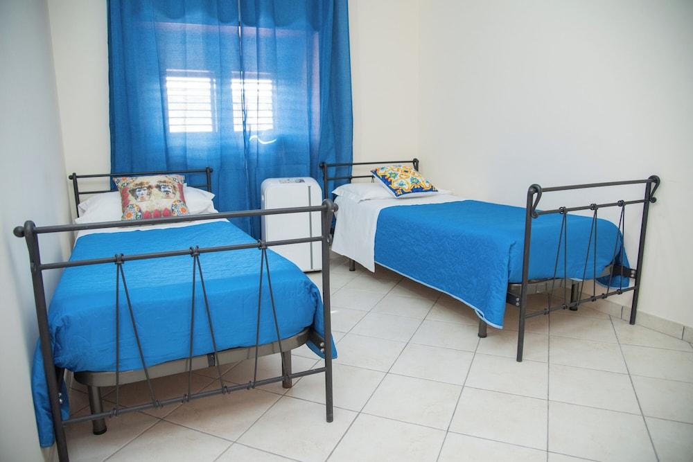 Vicolo IV Home 200m From Sea