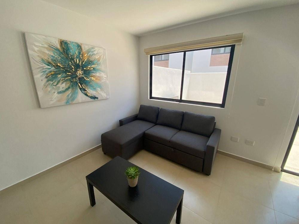 Alondra 3304 ByTrvl2hm