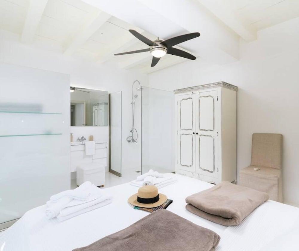 Villa Olympia in the Palm Trees