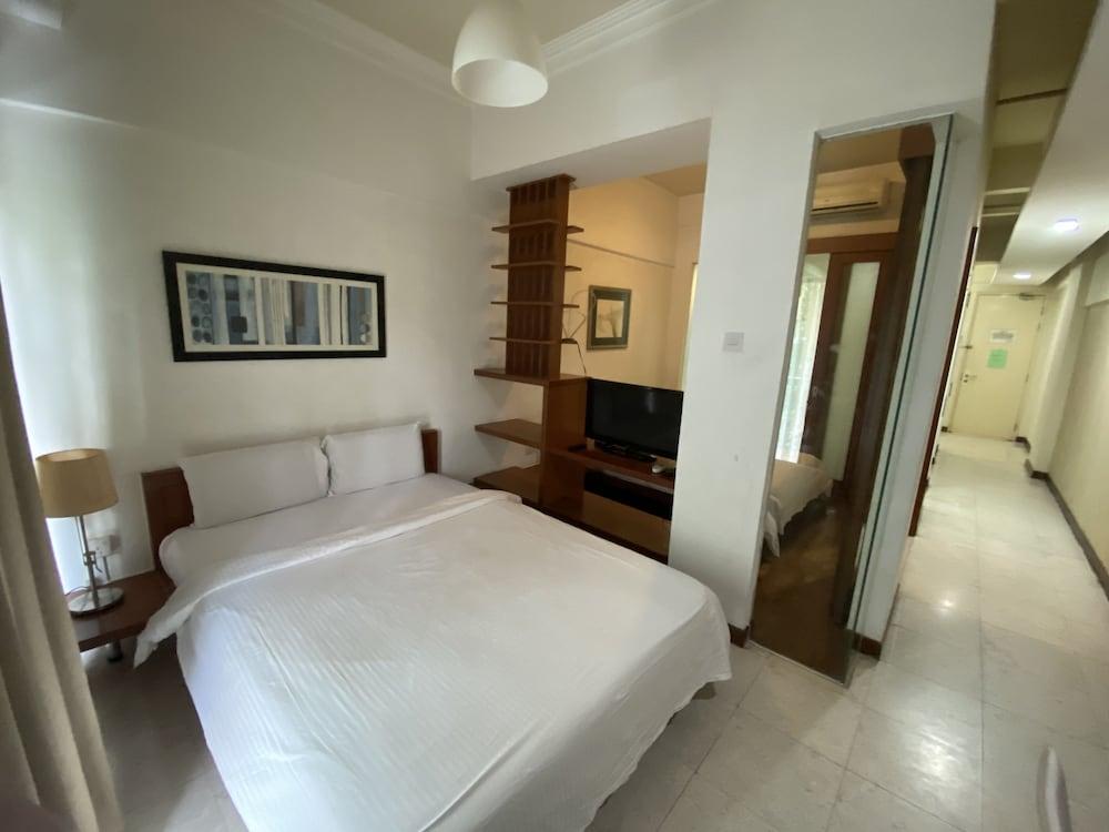 Peninsula Residents All Suite