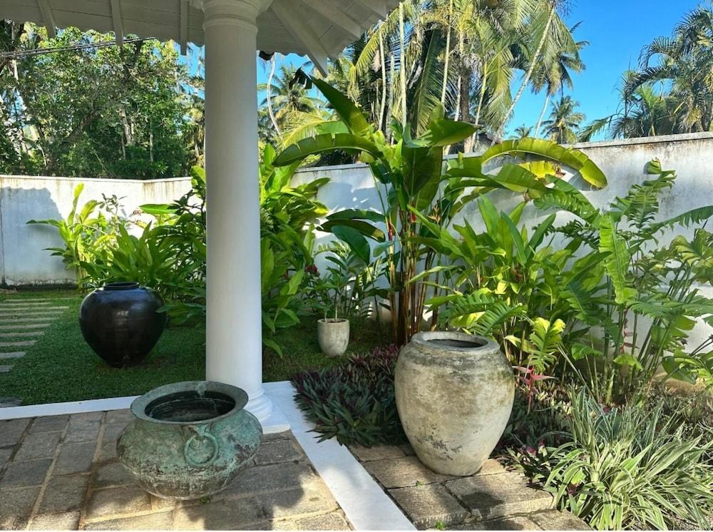 IF Villa in Unawatuna