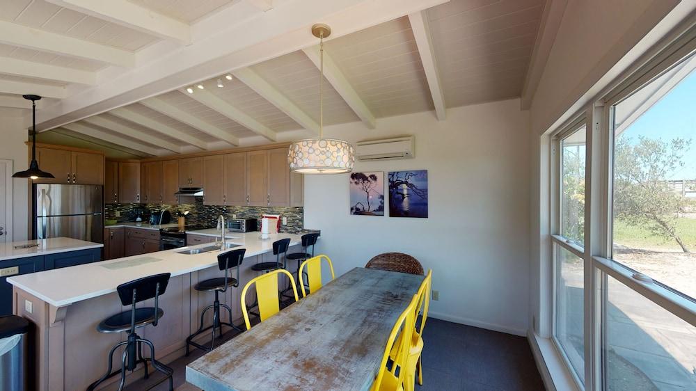 Roanoke 4 Bedroom Home