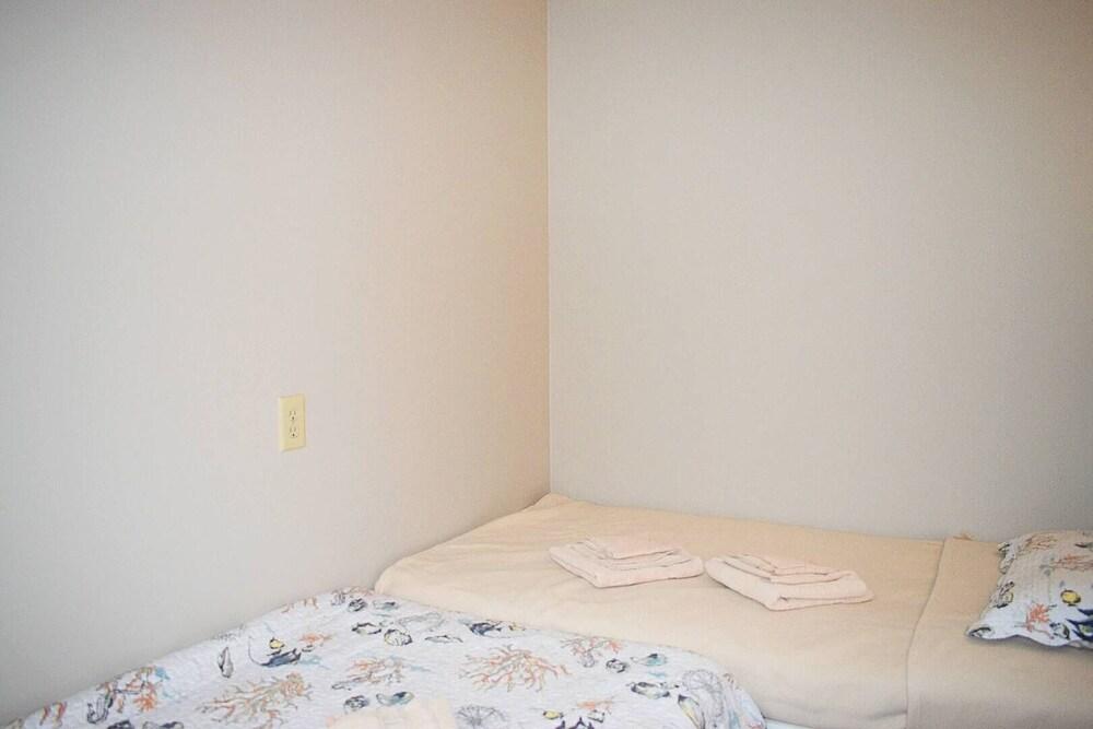 Windemere 707 4 Bedroom Condo