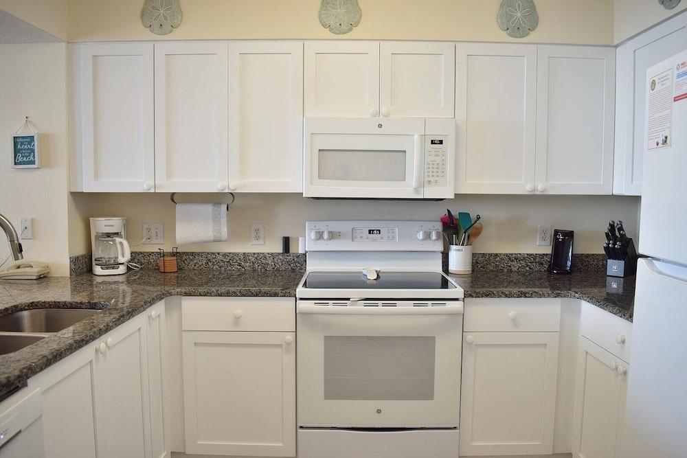 Ashworth 1006 2 Bedroom Condo