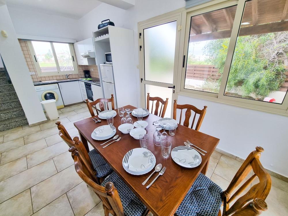 Sunnyside Pool Villa