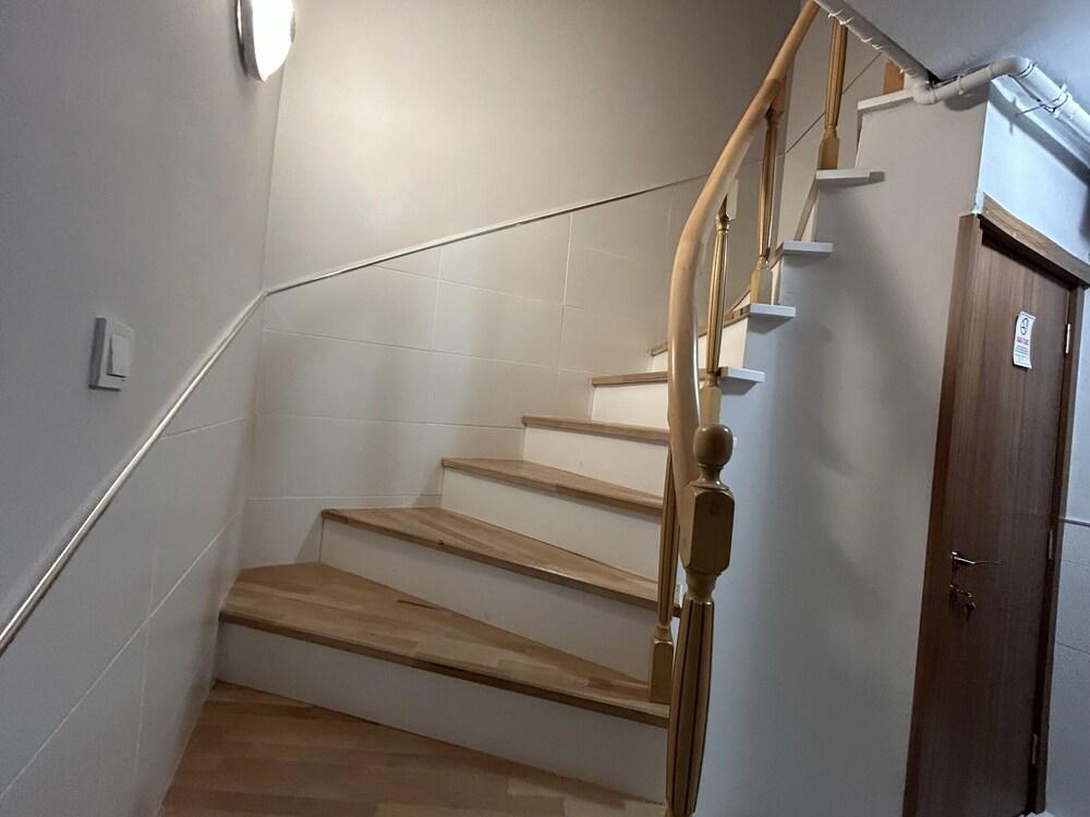 FTF Suits Kuzguncuk Bostan