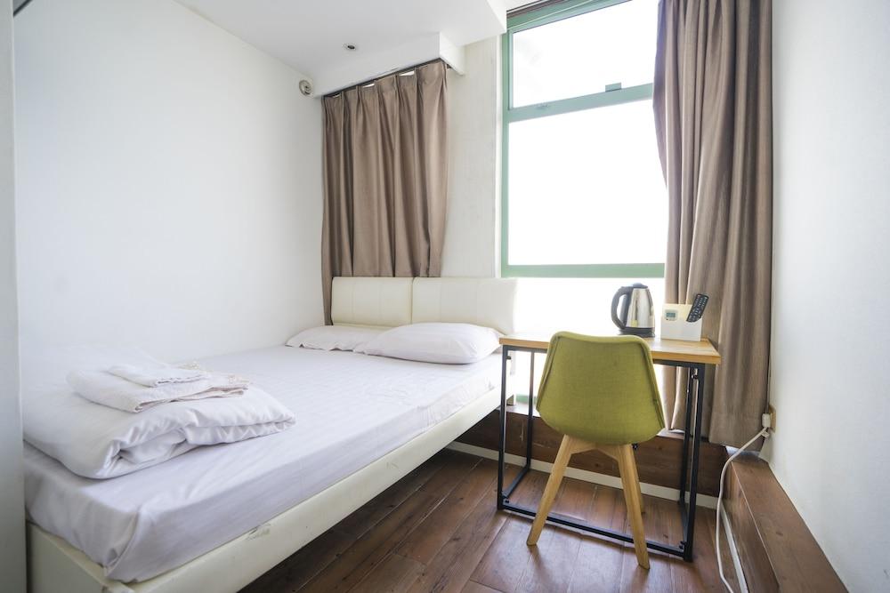 The Cultural Crashpad