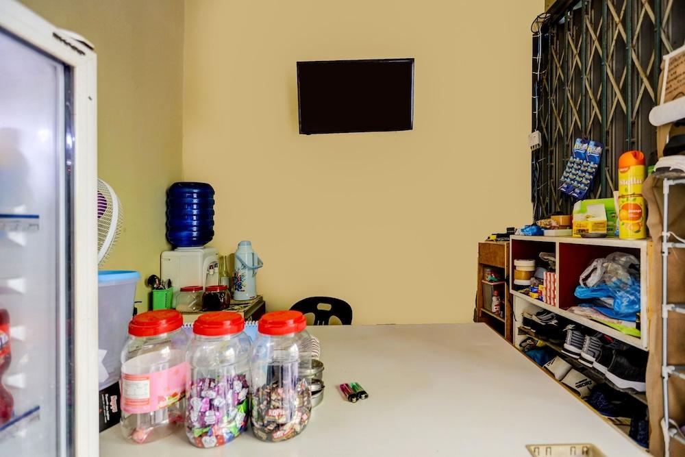 Hotel O Hasan House SyariahNearPelabuhan Feri Harbor Bay