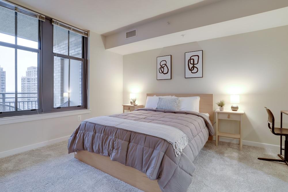 Great Condo at Pentagon City