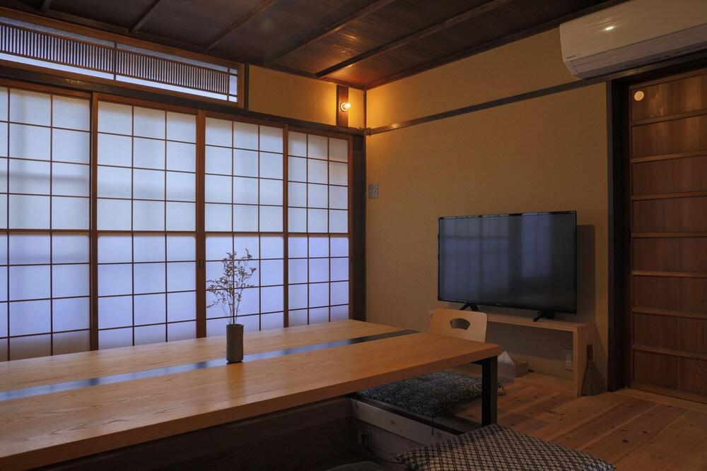 Garden Lab - The Residence