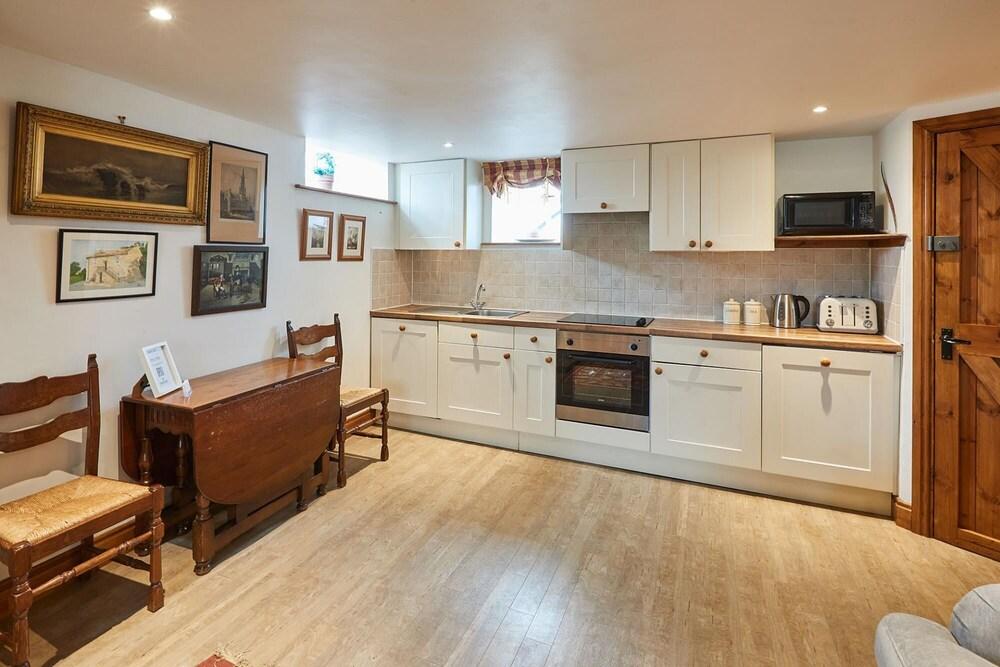 Host Stay Dairy Cottage