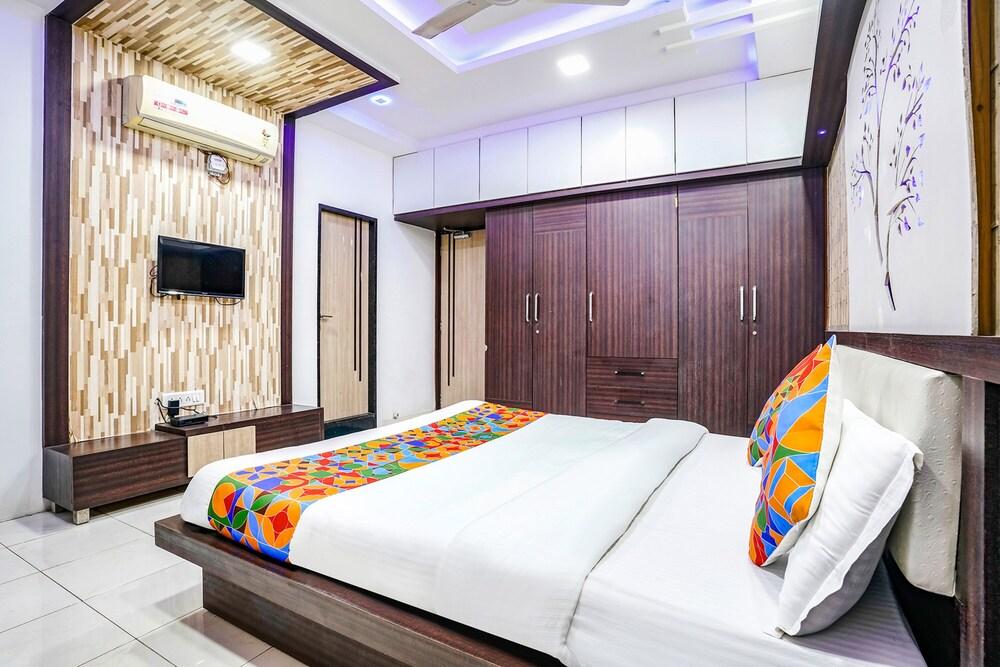 Fabexpress Jade Homestay