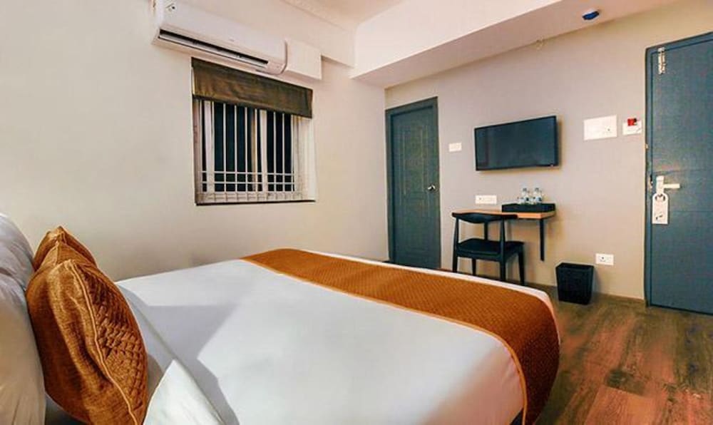 Fabhotel Mallikarjun Residency