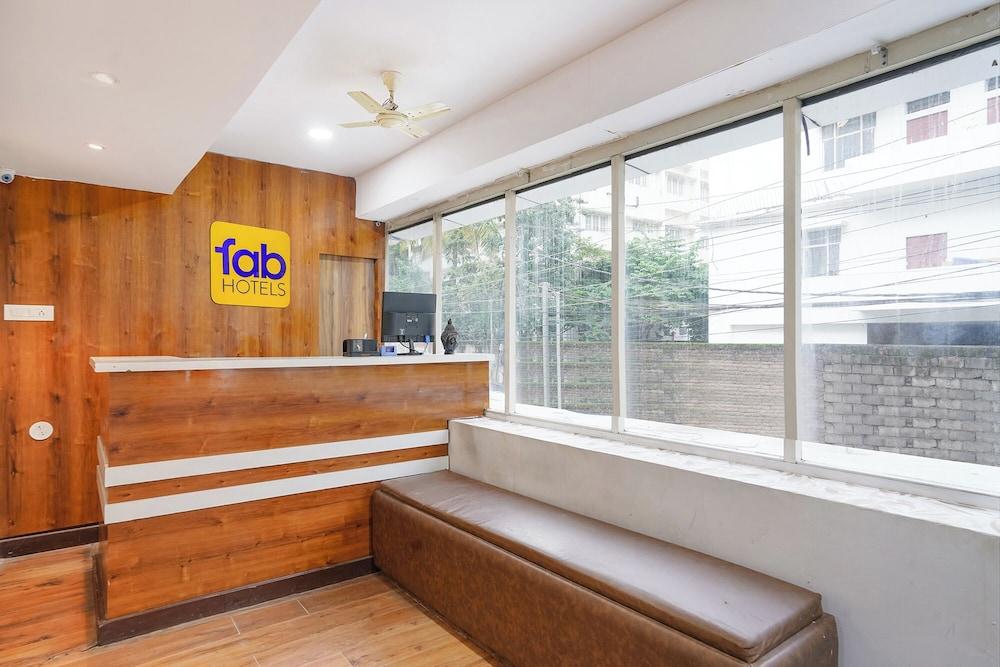 FabHotel Frenotel - Madhapur