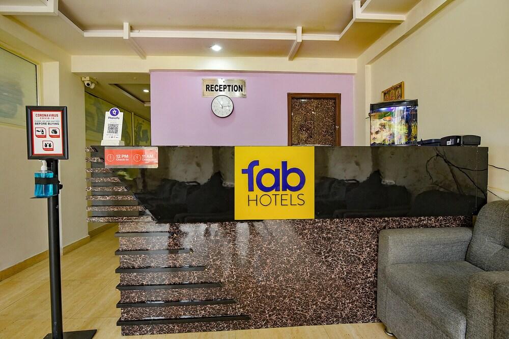 Fabhotel Emerald Inn