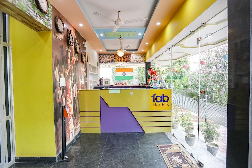 Fabhotel Kriti Green