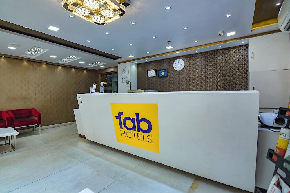 Fabhotel Prime Glorious Palace