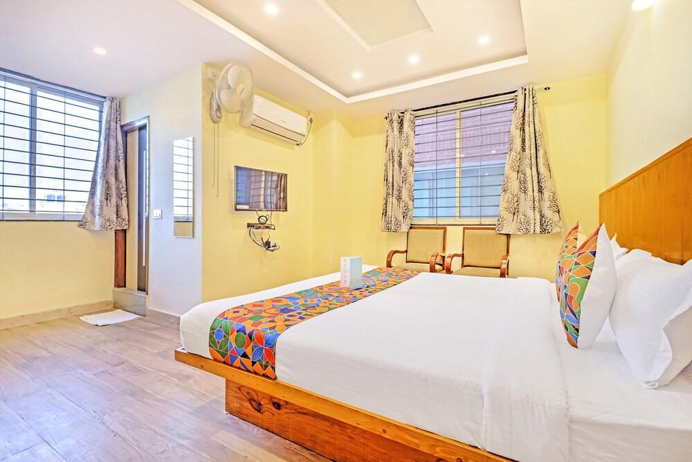 Fabhotel Royal Orbit