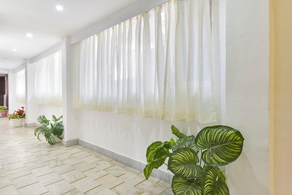 Fabhotel F9 Mall Road