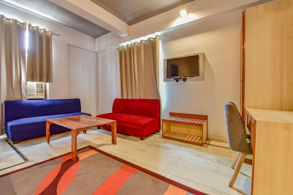 Fabexpress Shekhawati Palace