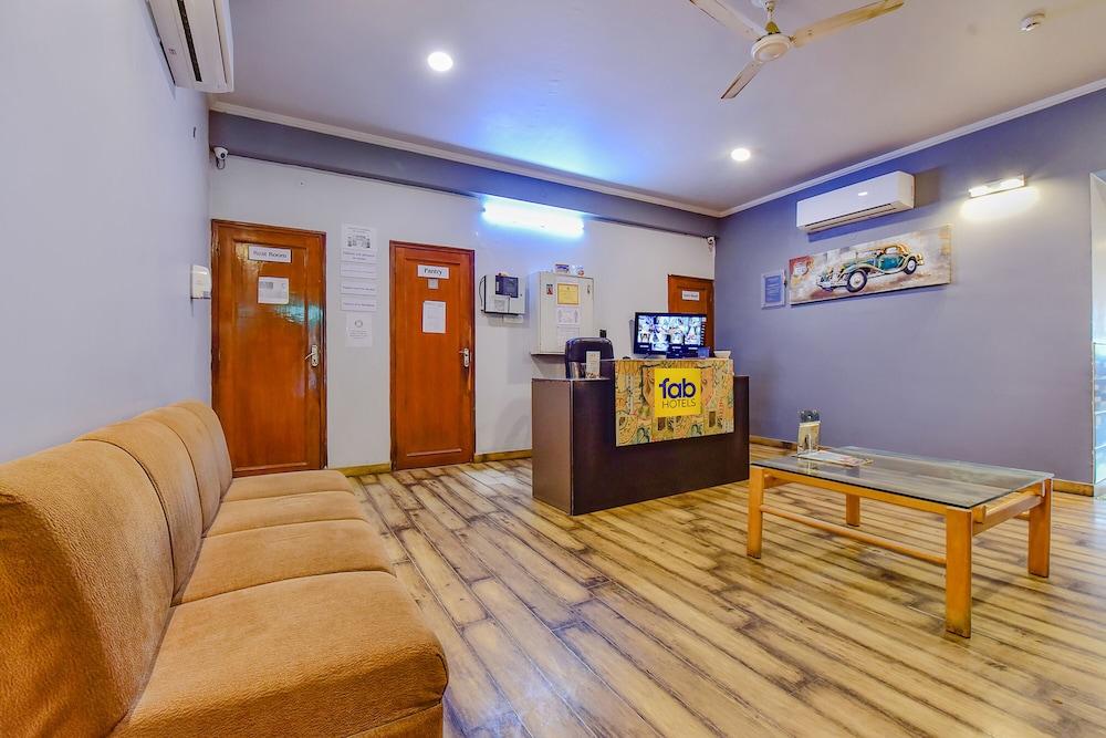 Fabexpress Shekhawati Palace