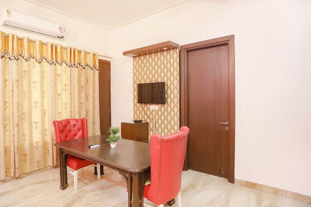 Fabexpress Divine Inn