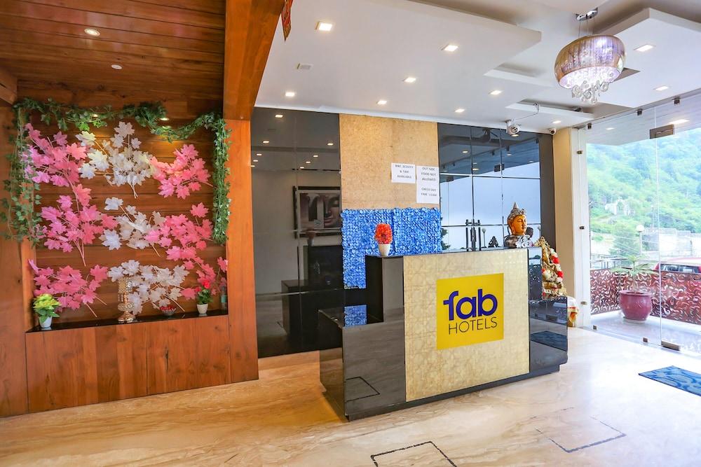 FabHotel Winterline Inn