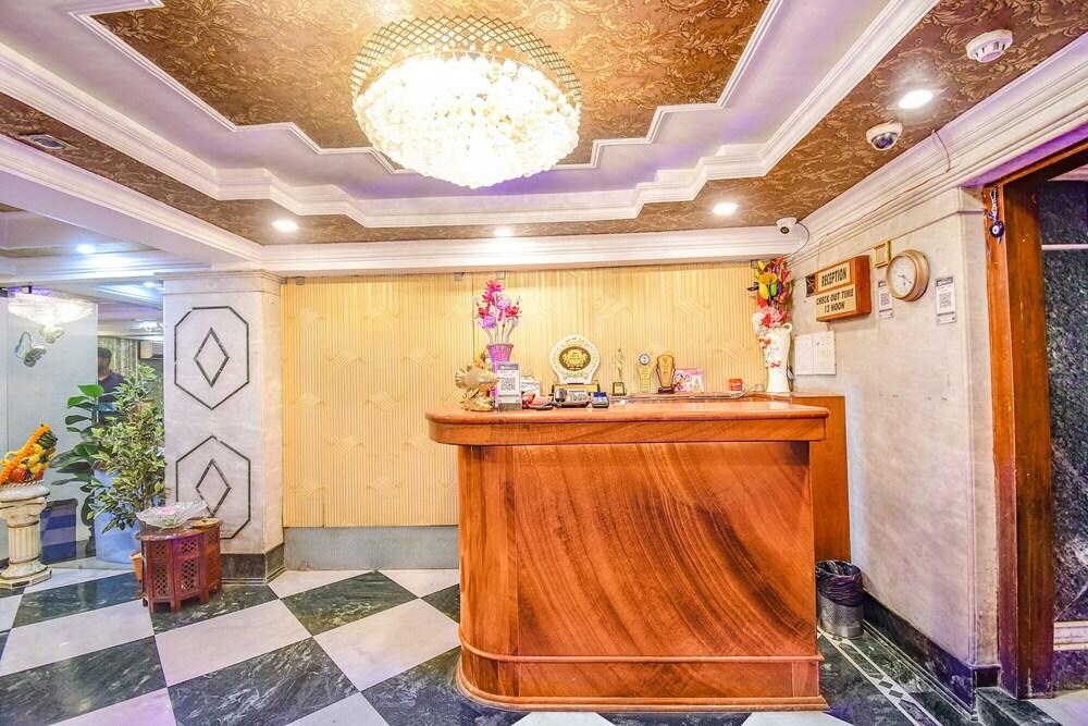 Fabhotel Panasia International