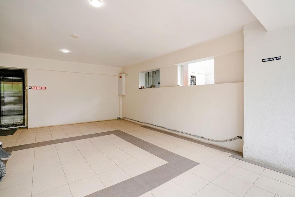 Fabhotel Paradise Inn