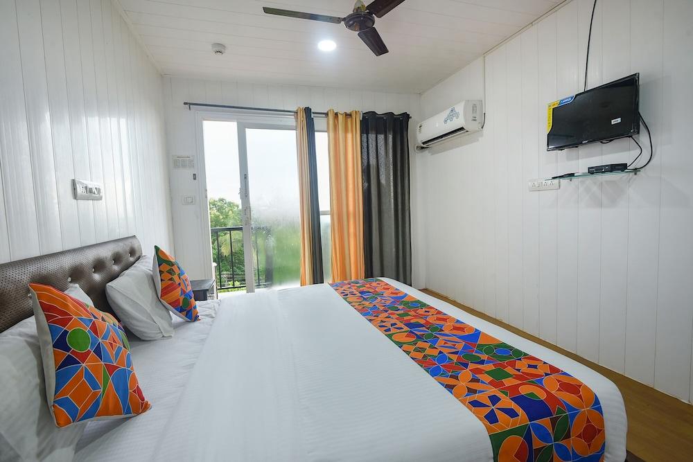 Fabexpress Vincy Place