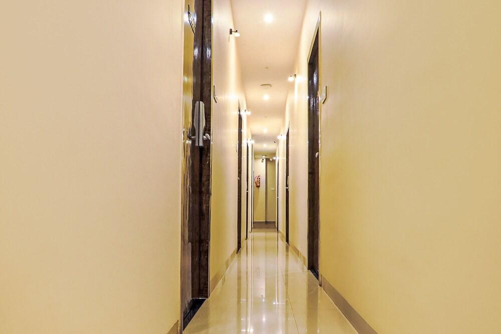 Fabexpress Gateway Inn