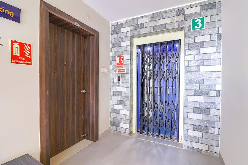 Fabhotel Srisai Hill View