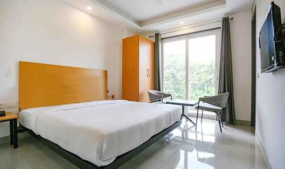 Fabhotel Sleepy Soul