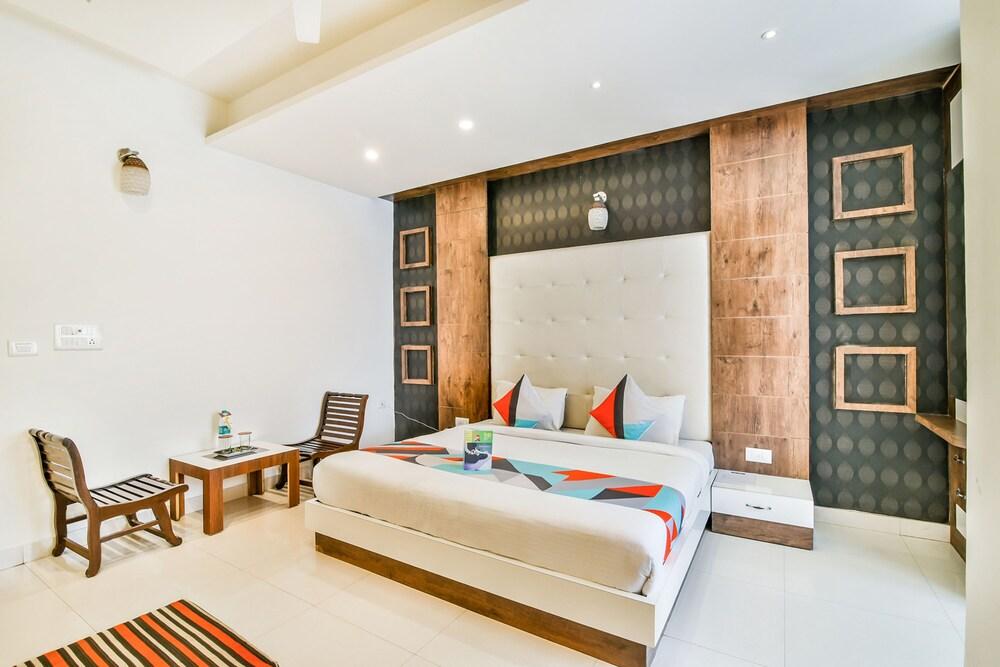 Fabhotel Behl Regency