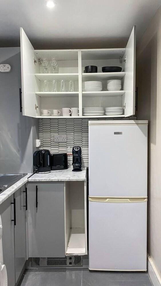 Stunning 1-bed Apartment in Cardiff