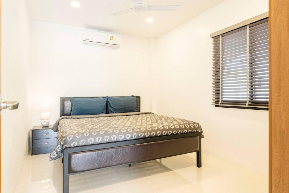 Chonlada Pool Access 2 BR Bungalow