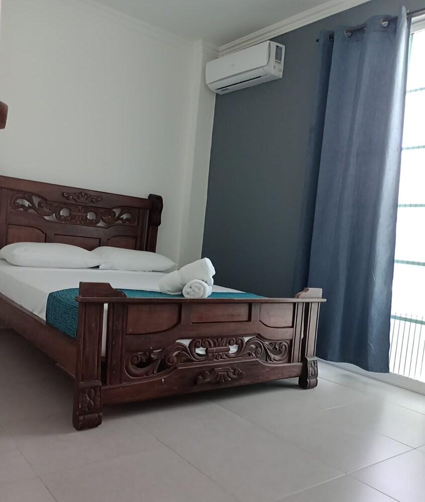 Hotel Ocean Paradise