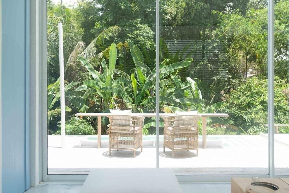 Makali Temple Village