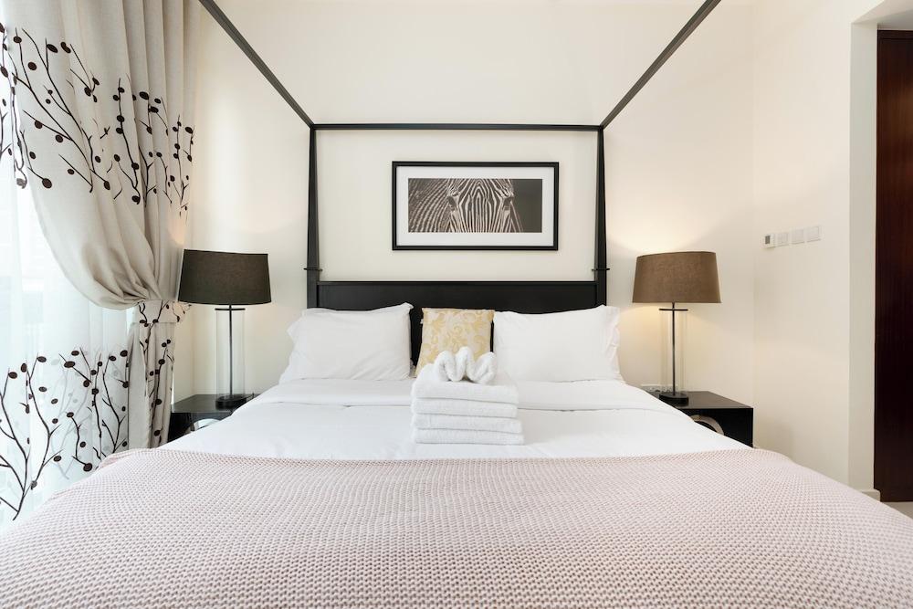 Lux BnB I Standpoint Tower I Opera View